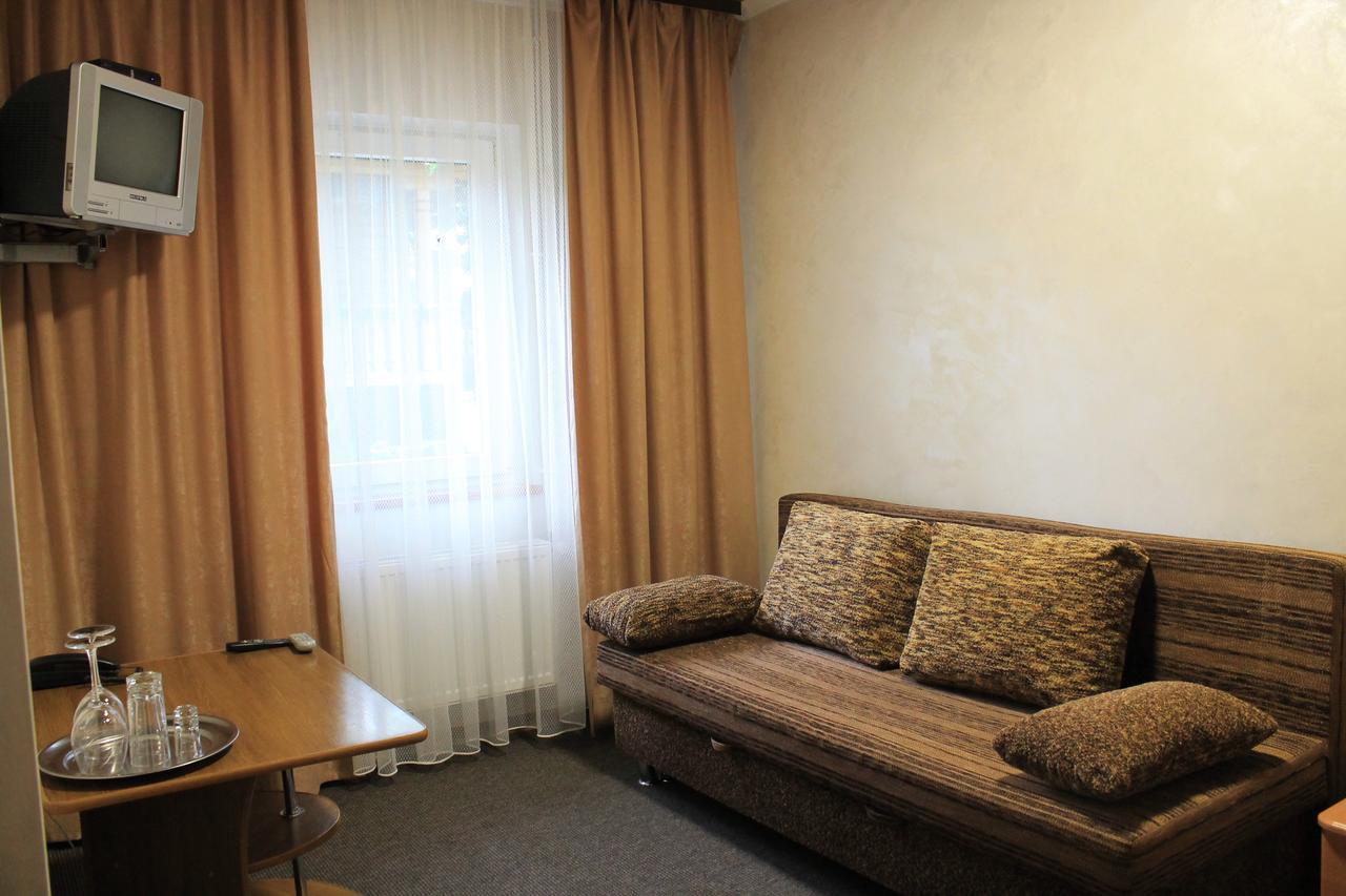 Dikii Med Hotel Geletintsy Exterior photo